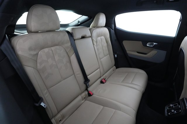 2022 Polestar 2 — photo 4 of 25