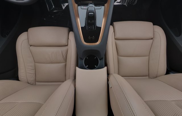 2022 Polestar 2 — photo 22 of 25