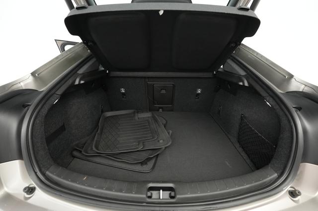 2021 Polestar 2 — photo 6 of 23