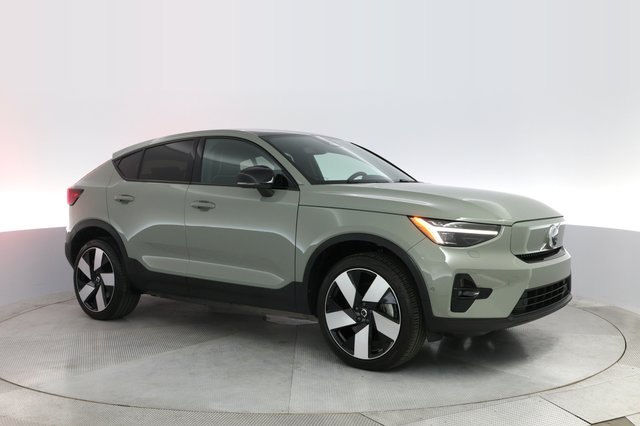 2023 Volvo C40 Recharge — photo 11 of 22