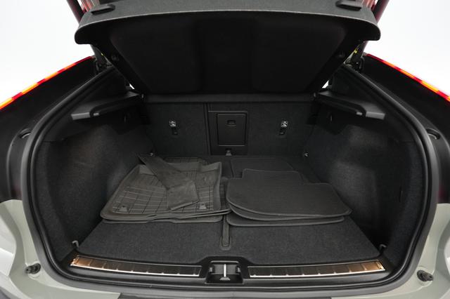 2023 Volvo C40 Recharge — photo 6 of 22
