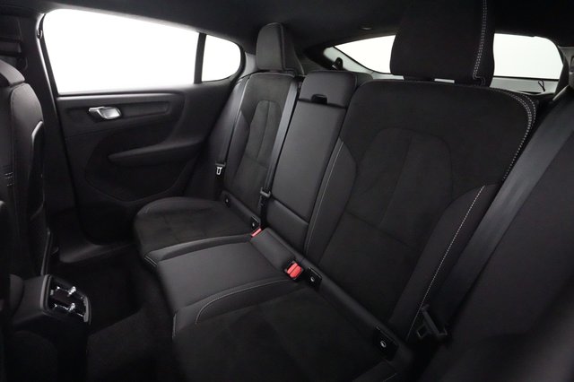 2023 Volvo C40 Recharge — photo 18 of 22
