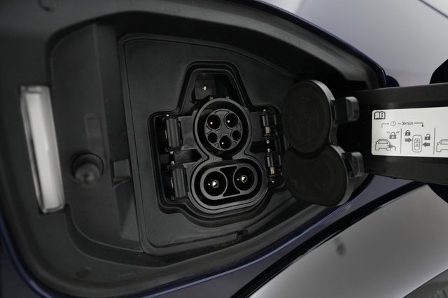 2024 Nissan Ariya — photo 8 of 21