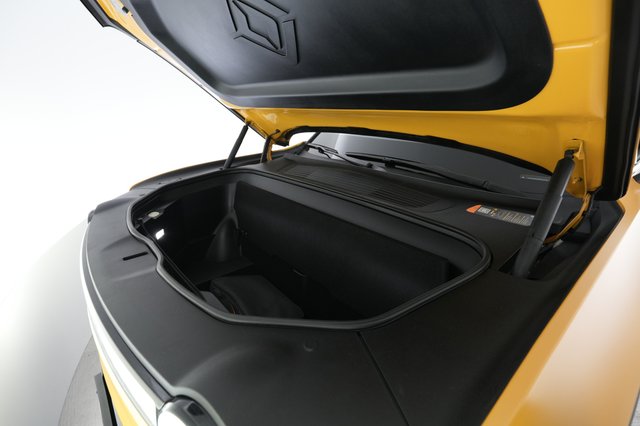 2023 Rivian R1S — photo 22 of 26