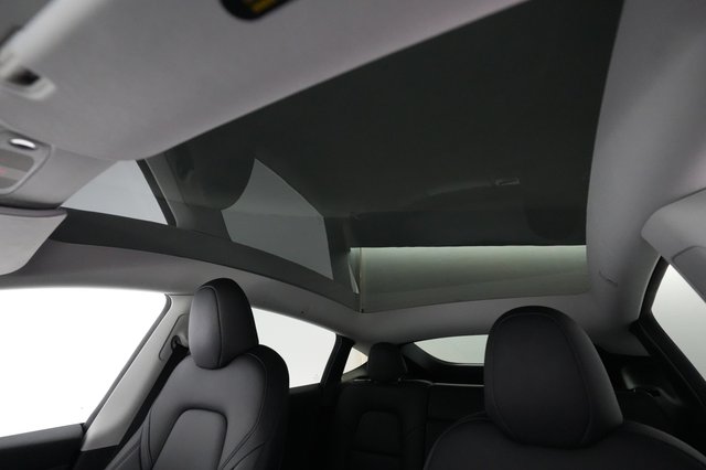 2023 Tesla Model Y — photo 21 of 30