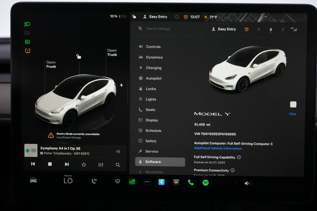 2023 Tesla Model Y — photo 5 of 30