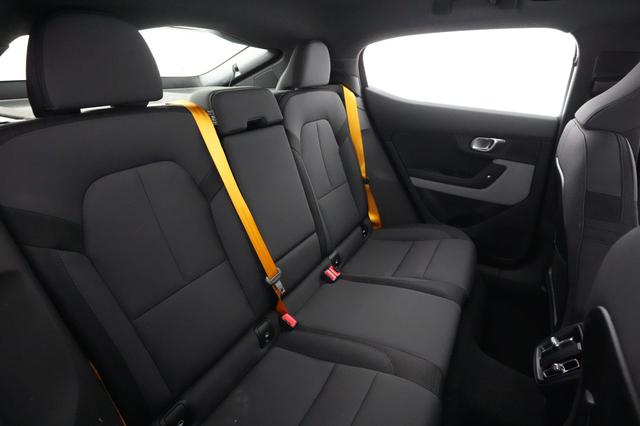 2022 Polestar 2 — photo 4 of 23
