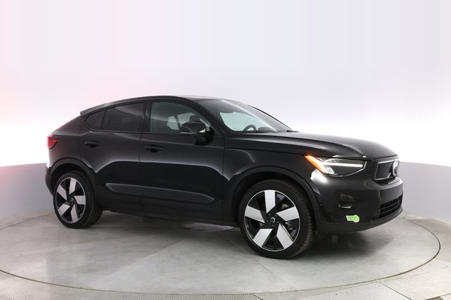2023 Volvo C40 Recharge — photo 11 of 28
