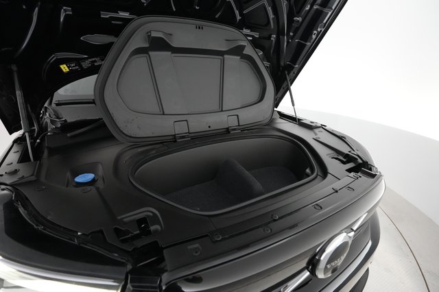 2023 Volvo C40 Recharge — photo 24 of 28