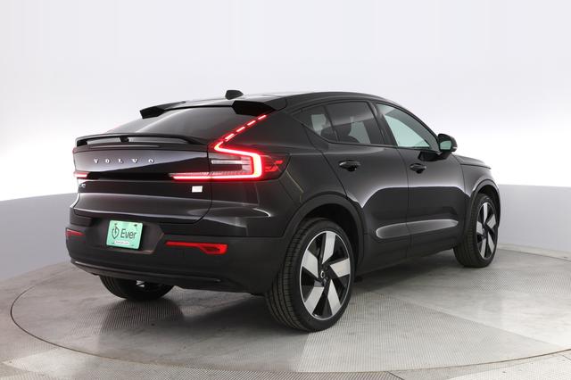 2023 Volvo C40 Recharge — photo 2 of 28