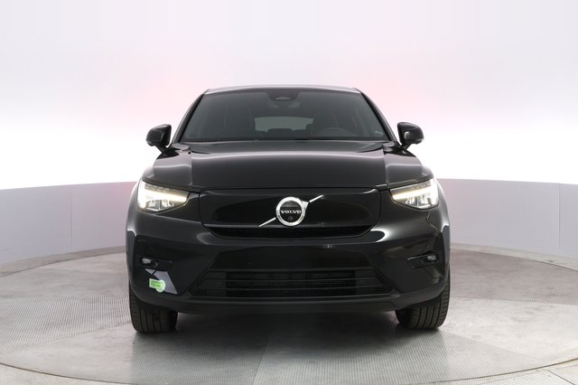 2023 Volvo C40 Recharge — photo 9 of 28