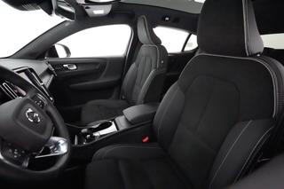 2023 Volvo C40 Recharge — photo 3 of 28