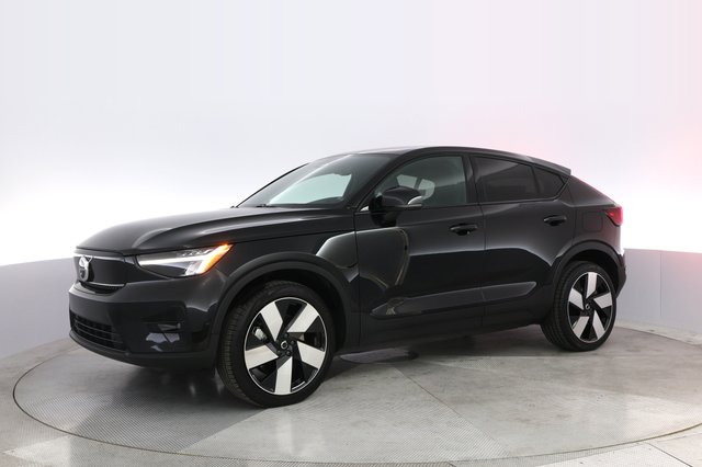 2023 Volvo C40 Recharge — photo 14 of 28