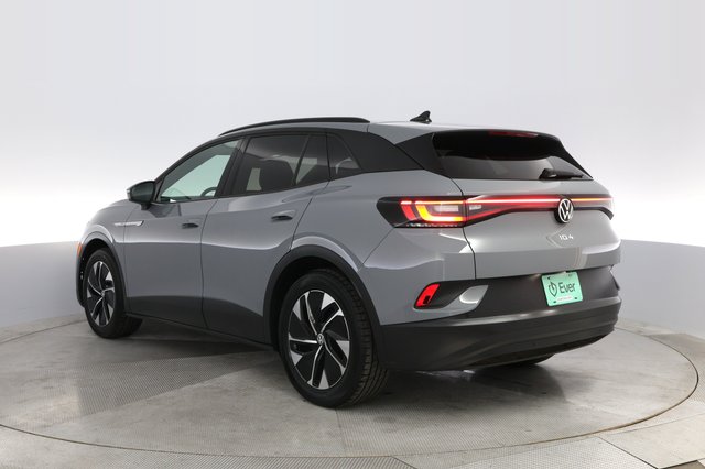 2021 Volkswagen ID.4 — photo 13 of 23