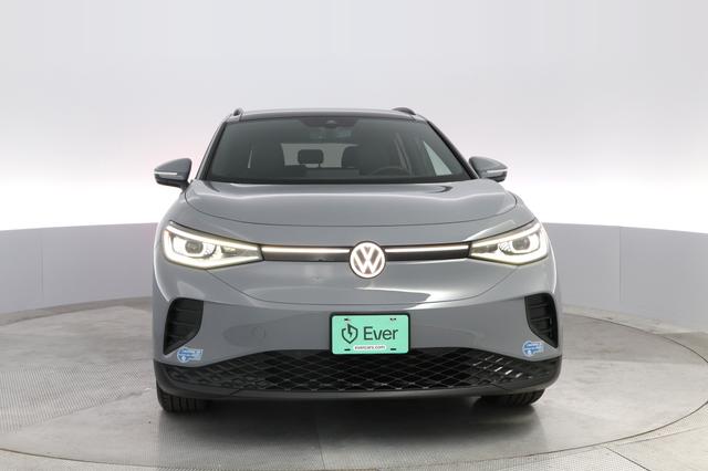 2021 Volkswagen ID.4 — photo 9 of 23