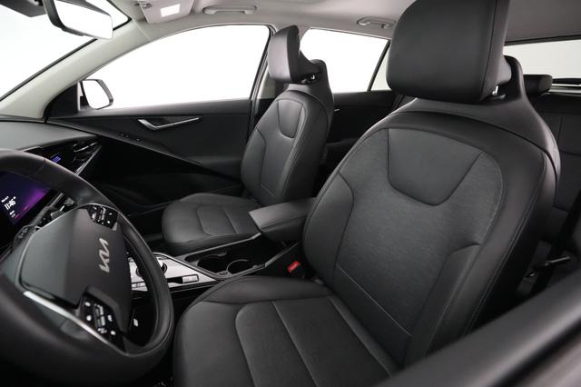 2023 Kia Niro EV — photo 3 of 21