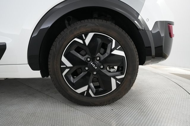 2023 Kia Niro EV — photo 16 of 21