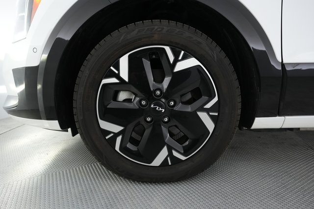 2023 Kia Niro EV — photo 17 of 21