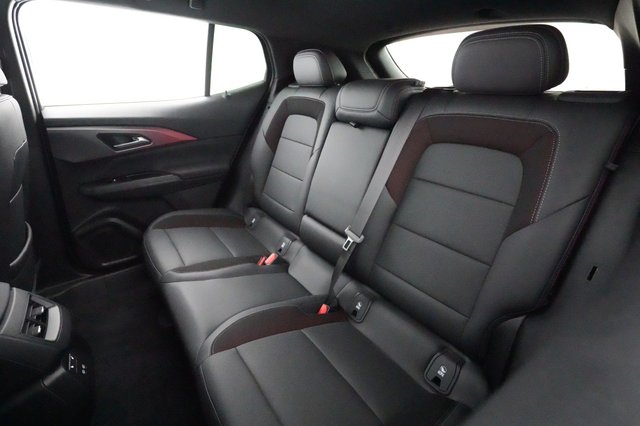 2024 Chevrolet Equinox EV — photo 19 of 22