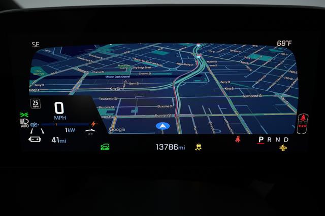 2024 Chevrolet Equinox EV — photo 5 of 22