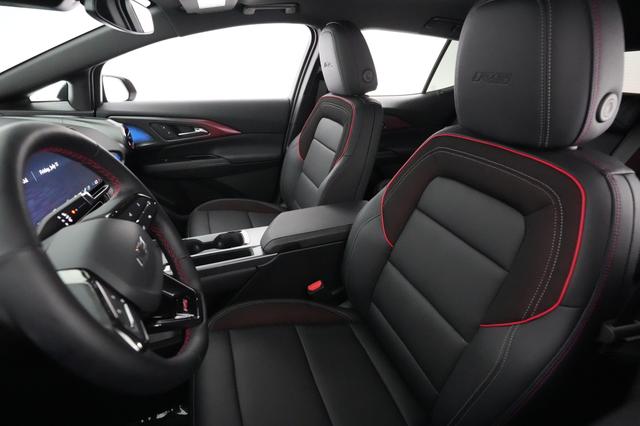 2024 Chevrolet Equinox EV — photo 3 of 22