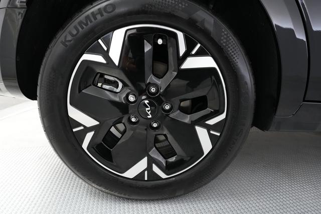 2024 Kia Niro EV — photo 7 of 21
