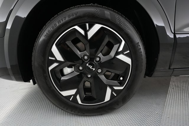 2024 Kia Niro EV — photo 16 of 21