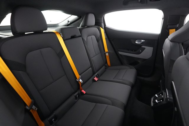 2023 Polestar 2 — photo 4 of 24