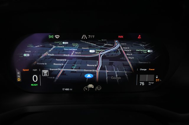 2023 Polestar 2 — photo 5 of 24