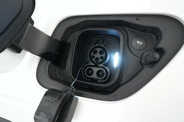 2023 Polestar 2 — photo 8 of 24
