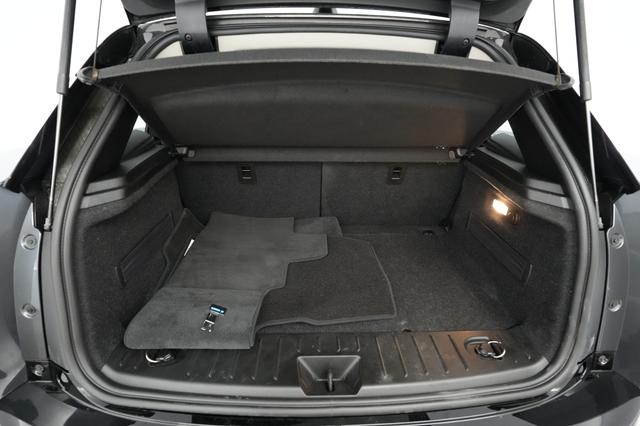 2018 BMW i3 — photo 6 of 21