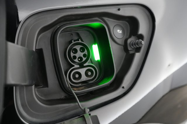 2022 Polestar 2 — photo 8 of 22