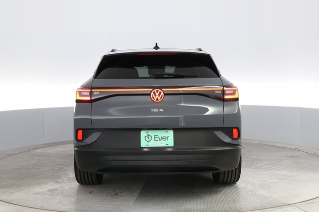 2023 Volkswagen ID.4 — photo 12 of 23