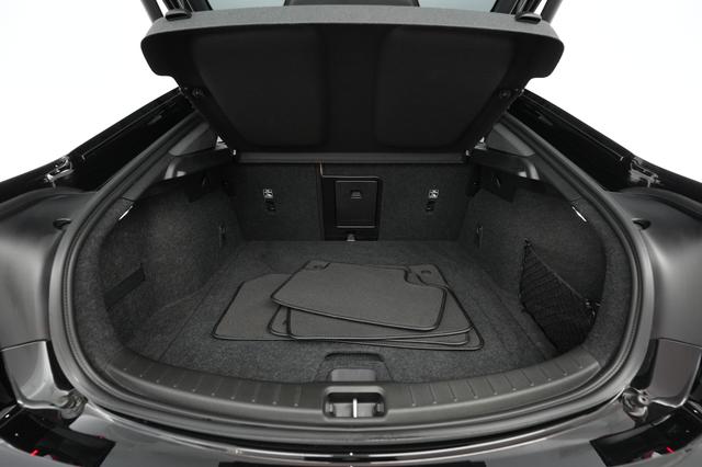 2022 Polestar 2 — photo 6 of 22