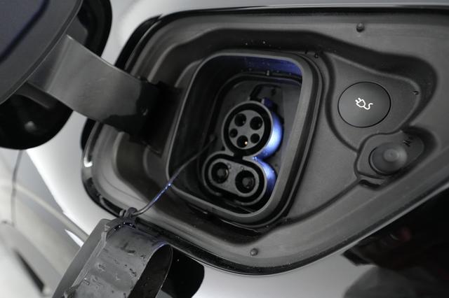 2022 Polestar 2 — photo 8 of 22