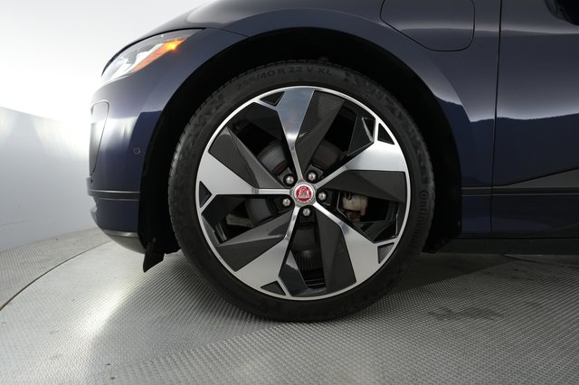 2022 Jaguar I-Pace — photo 15 of 21