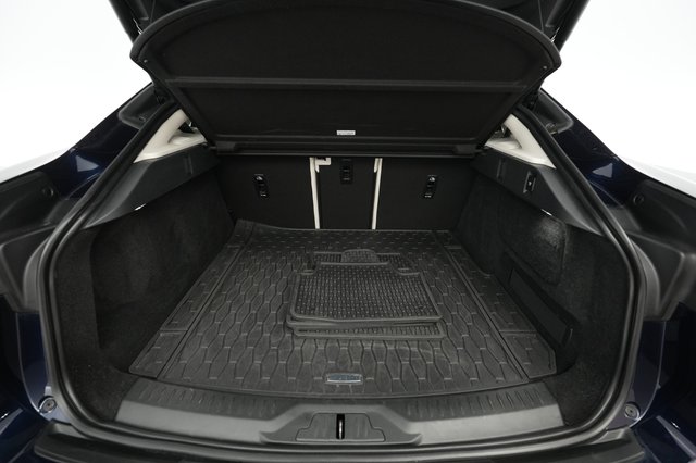 2022 Jaguar I-Pace — photo 6 of 21