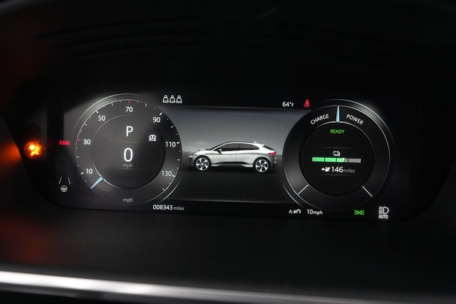 2022 Jaguar I-Pace — photo 5 of 21