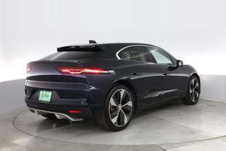 2022 Jaguar I-Pace — photo 2 of 21