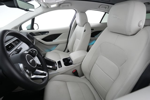 2022 Jaguar I-Pace — photo 3 of 21