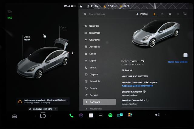 2018 Tesla Model 3 — photo 5 of 21