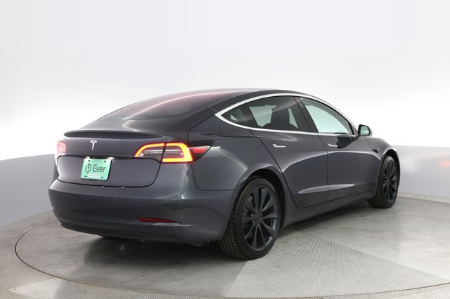 2018 Tesla Model 3 — photo 2 of 21