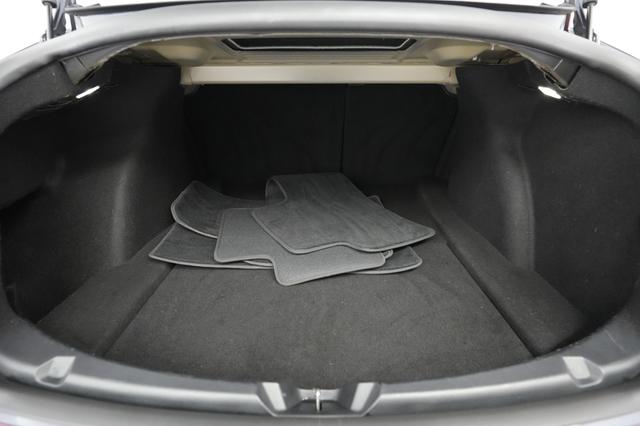 2018 Tesla Model 3 — photo 6 of 21