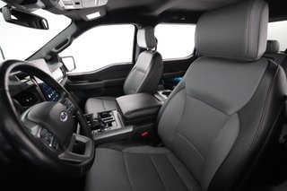2022 Ford F150 Lightning — photo 3 of 20