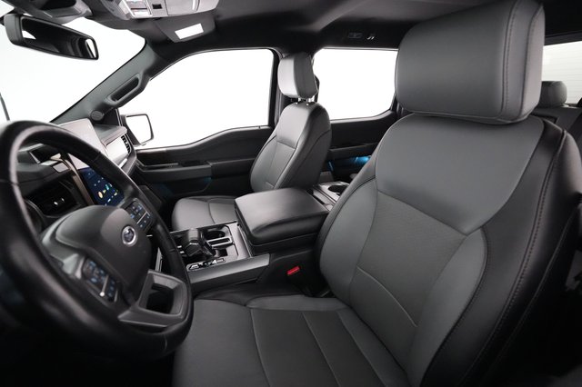 2022 Ford F150 Lightning — photo 3 of 20
