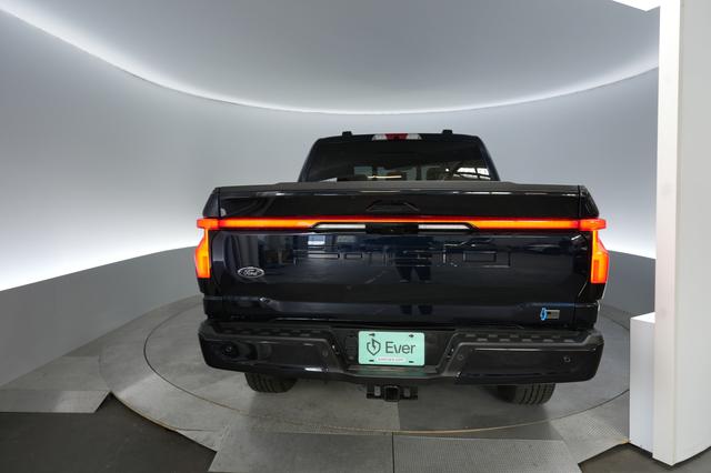 2022 Ford F150 Lightning — photo 9 of 20