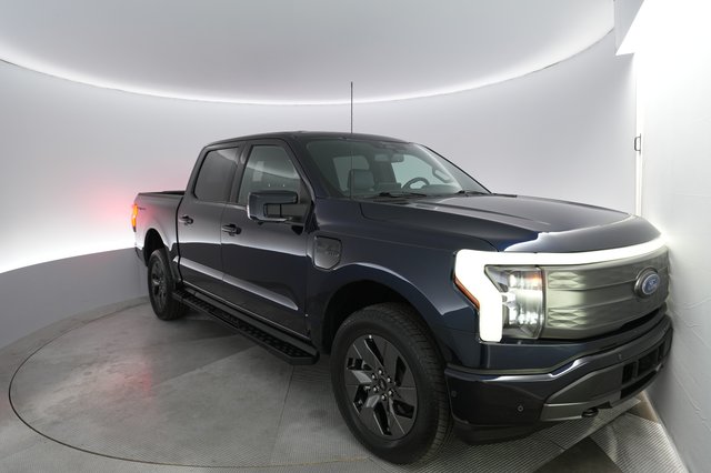 2022 Ford F150 Lightning — VIN 1FTVW1EL8NWG15655