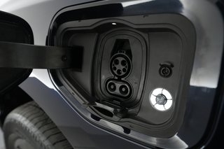 2022 Ford F150 Lightning — photo 8 of 20