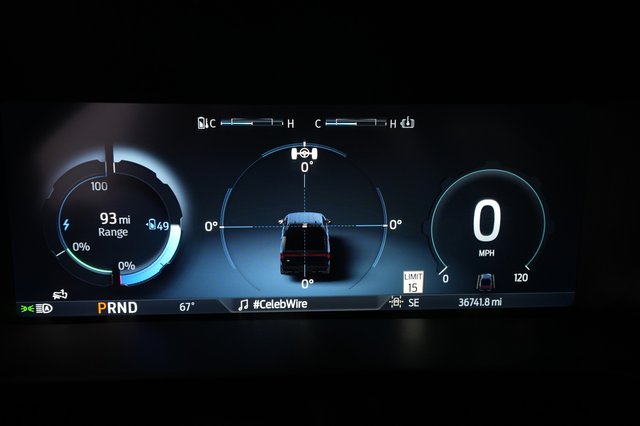 2022 Ford F150 Lightning — photo 5 of 20