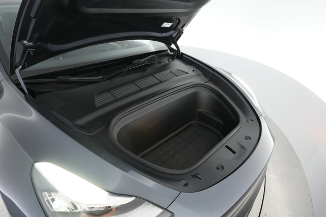 2022 Tesla Model Y — photo 21 of 22